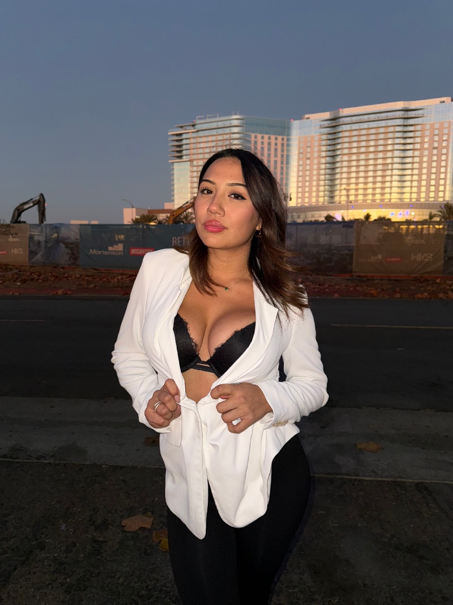 Take a pause and enjoy Ali Cruz — streaming from Belgrade